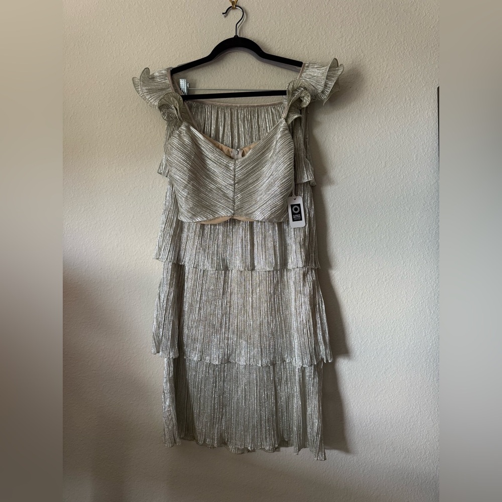 Saylor Gianna Set in Platinum size small - Picture 3 of 6
